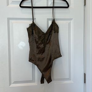 Pretty little thing olive green bodysuit, never worn!